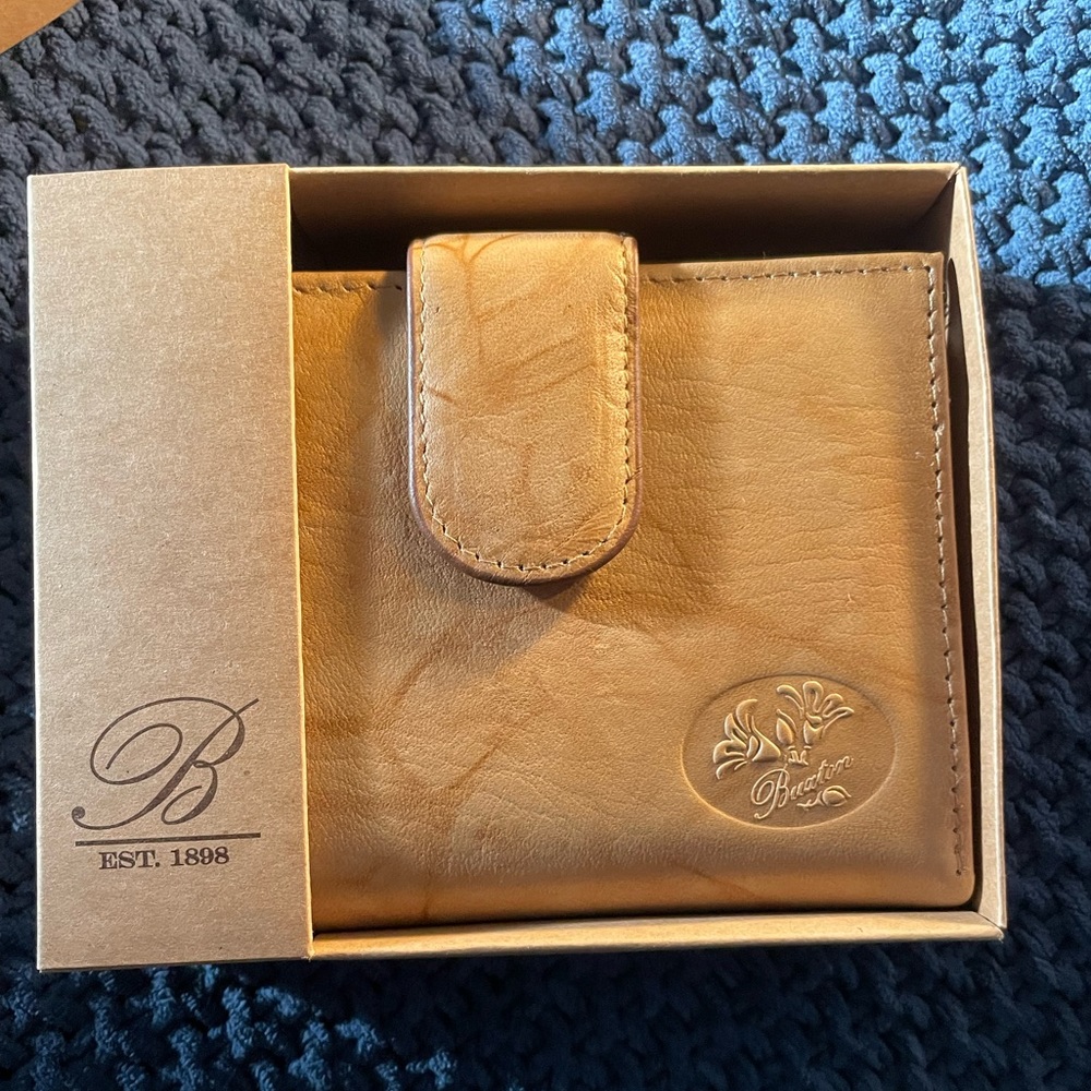 Buxton Leather Wallet